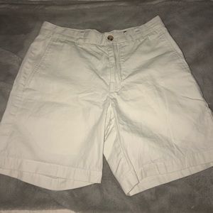 Men’s vineyard vines shorts